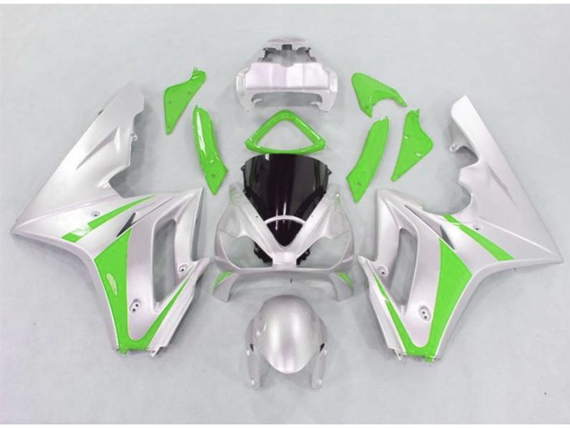 Green and Silver 2006-2008 Triumph Daytona 675 Motorcycle Fairing Green and Silver 2006-2008 Triumph Daytona 675 Motorcycle Fairing