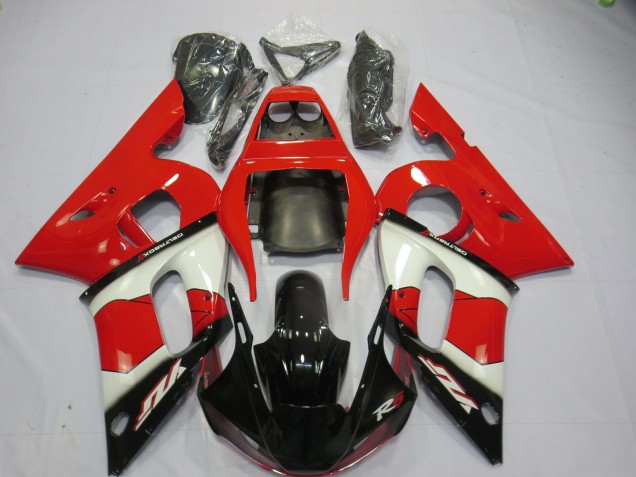 Red White and Black 1998-2002 Yamaha R6 Motorcycle Fairing Red White and Black 1998-2002 Yamaha R6 Motorcycle Fairing