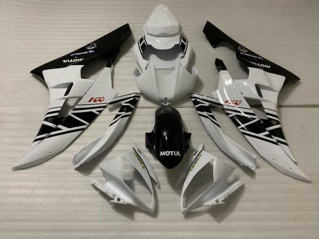White Black Design 2006-2007 Yamaha R6 Motorcycle Fairing White Black Design 2006-2007 Yamaha R6 Motorcycle Fairing