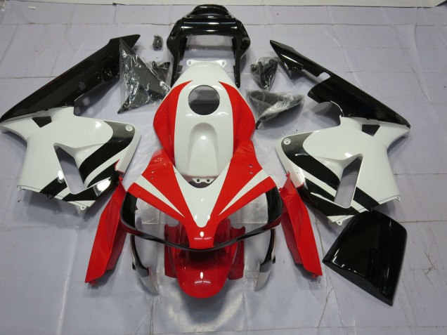 White Red and Black OEM 2003-2004 Honda CBR600RR Motorcycle Fairing White Red and Black OEM 2003-2004 Honda CBR600RR Motorcycle Fairing