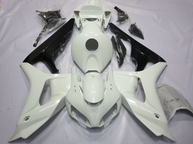 White and Black 2006-2007 Honda CBR1000RR Motorcycle Fairing White and Black 2006-2007 Honda CBR1000RR Motorcycle Fairing